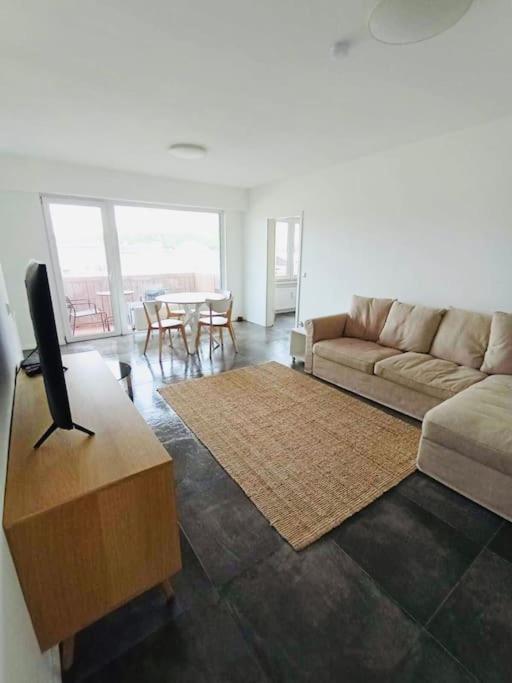 Large One Bedroom In Center With Terrace & Parking Apartment Luxemburg